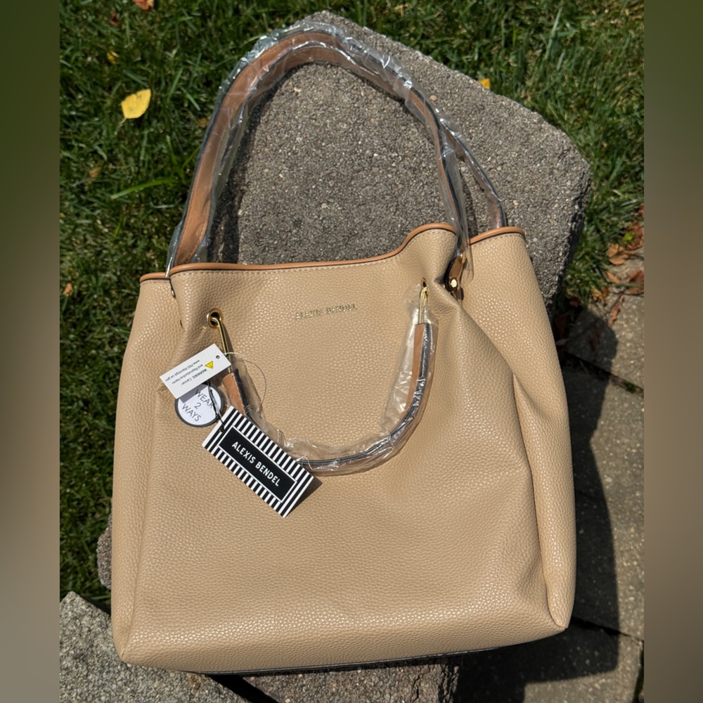 New, Alexis Bendel, Women’s Vegan Leather, Multi-Style, Everyday Handbag. BR